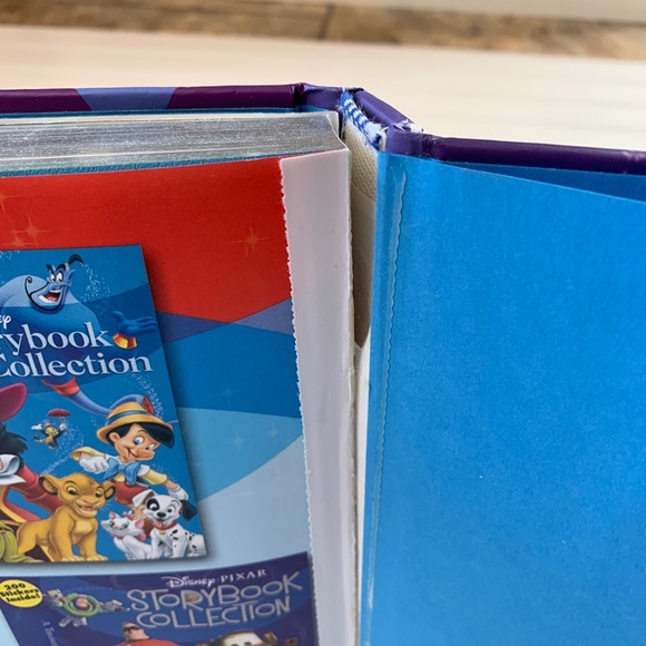Disney Storybook Collection - Picture 9 of 9